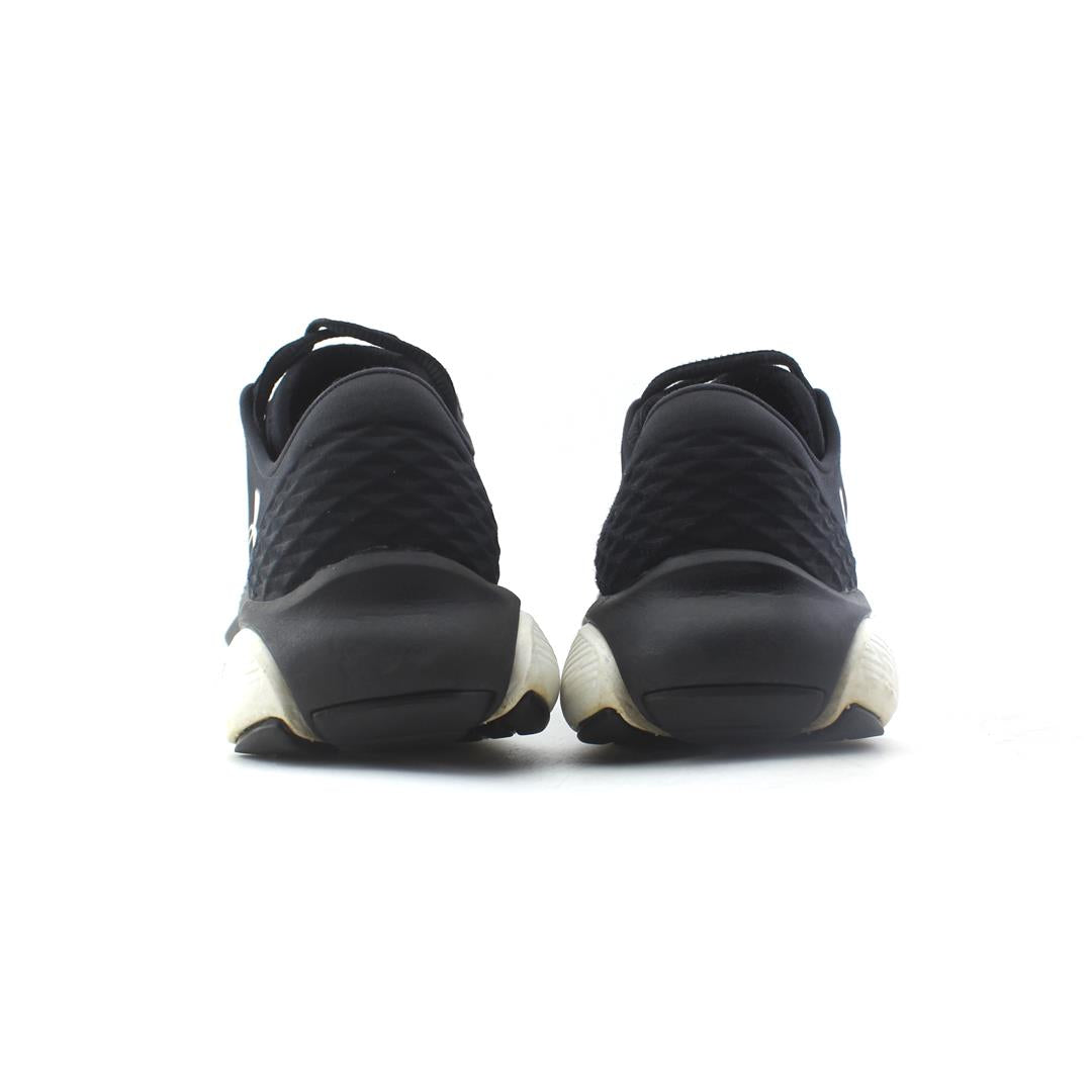UNDER ARMOUR SPEEDFORM FORTIS 2