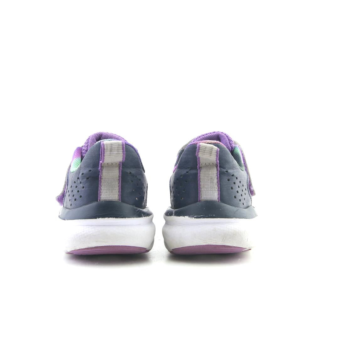 UNDER ARMOUR ASSERT 9 AC