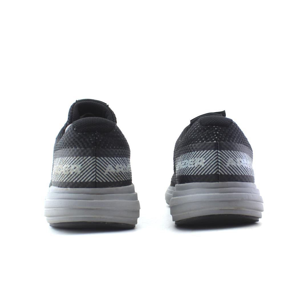 UNDER ARMOUR SURGE
