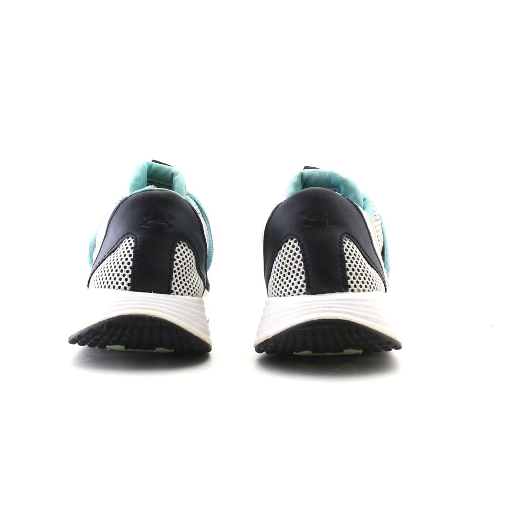 UNDER ARMOUR CHARGED PURSUIT 3