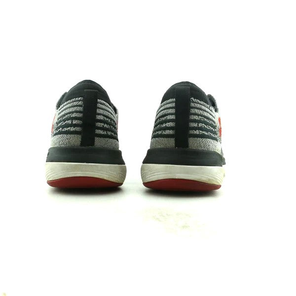 UNDER ARMOUR THREADBORNE FORTIS