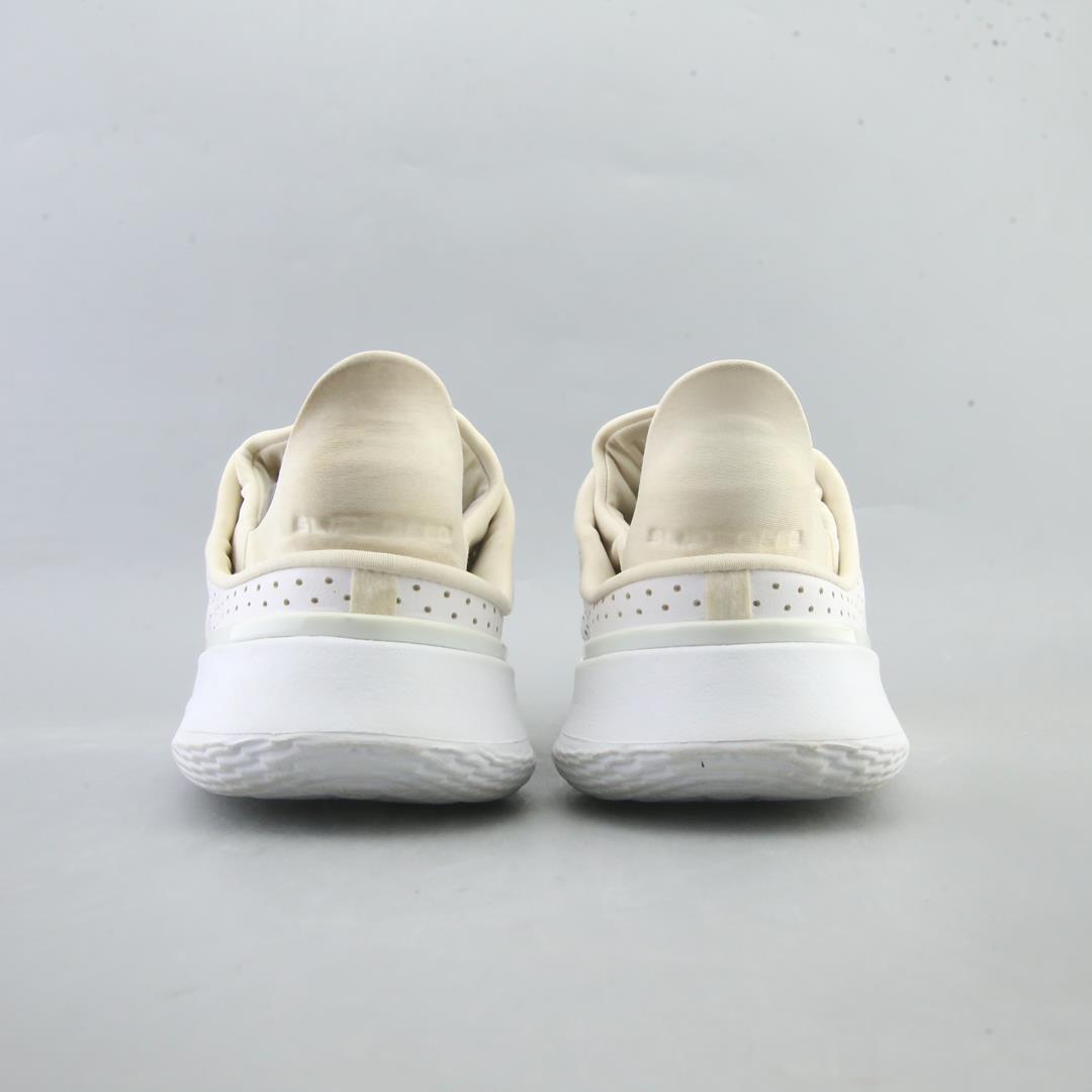 UNDER ARMOUR SLIPSPEED TRAINING