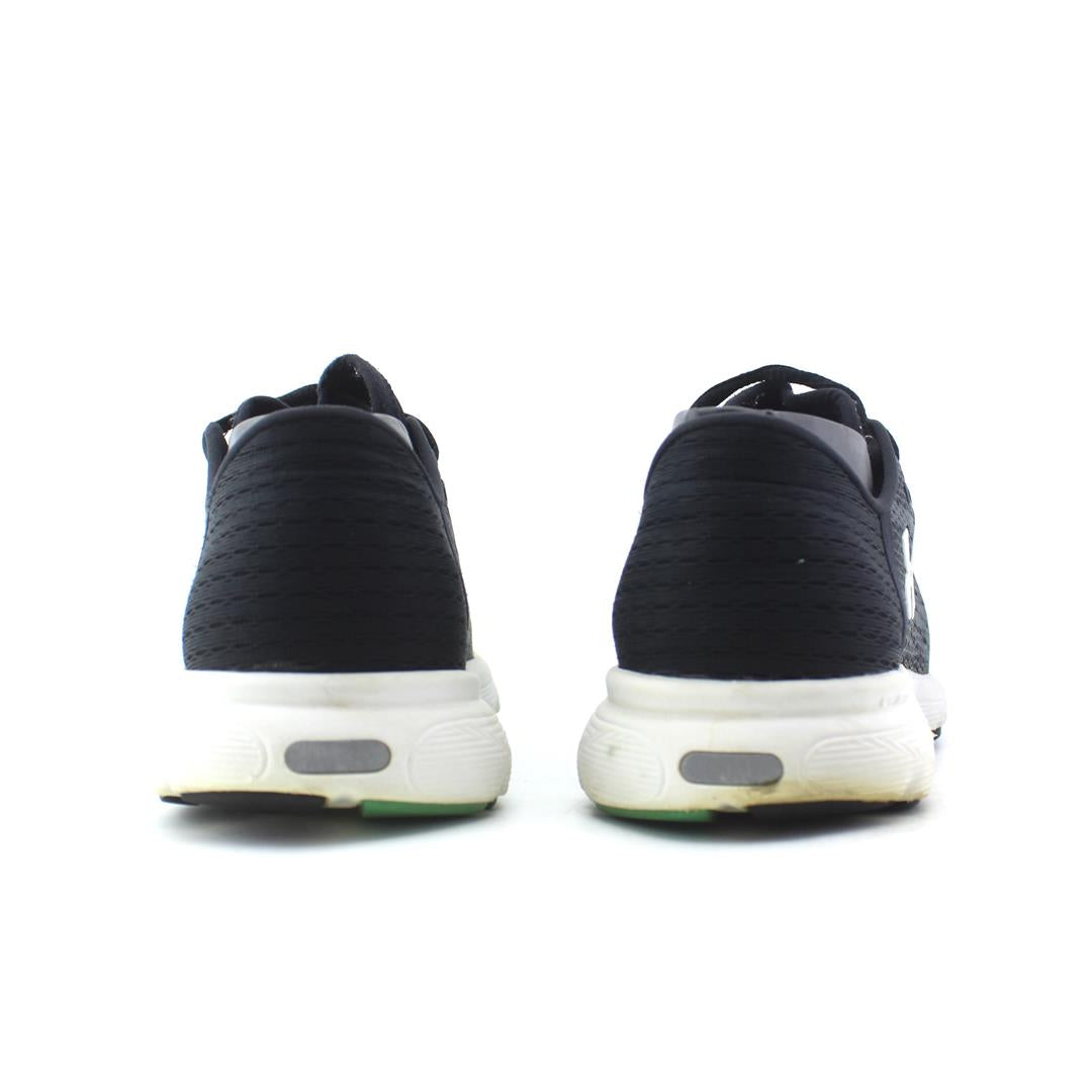 UNDER ARMOUR SPEEDFORM VELOCITI