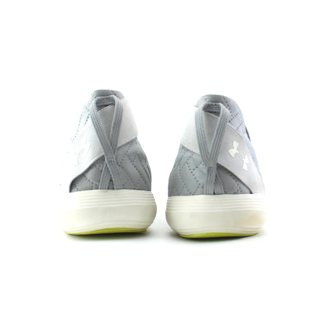 UNDER ARMOUR STREET PRECISION