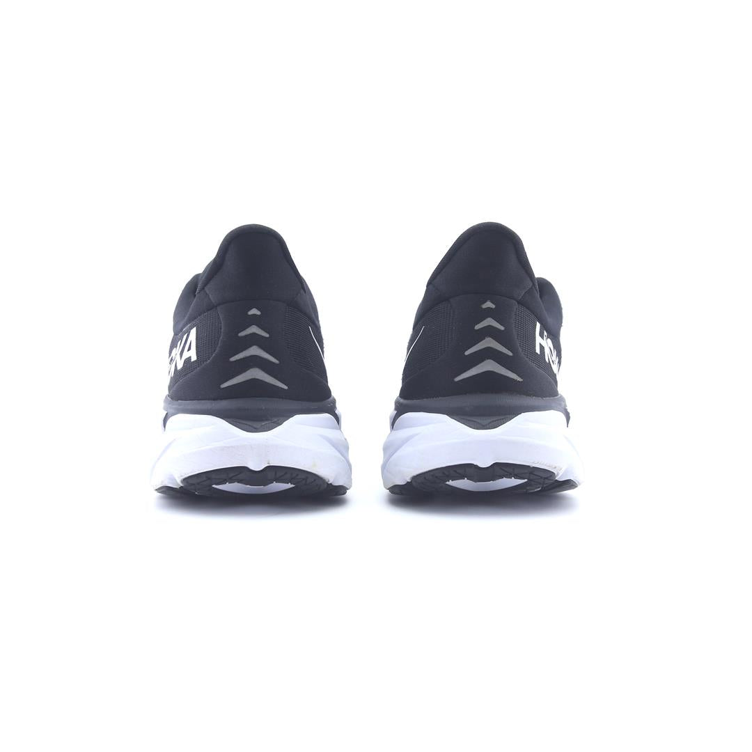 HOKA ONE ONE CLIFTON 8