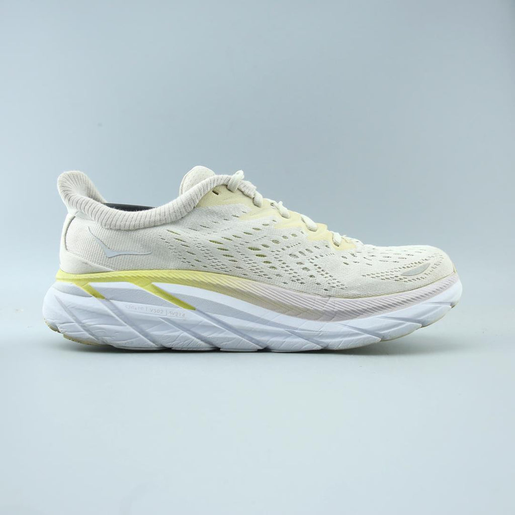 HOKA ONE ONE CLIFTON 8