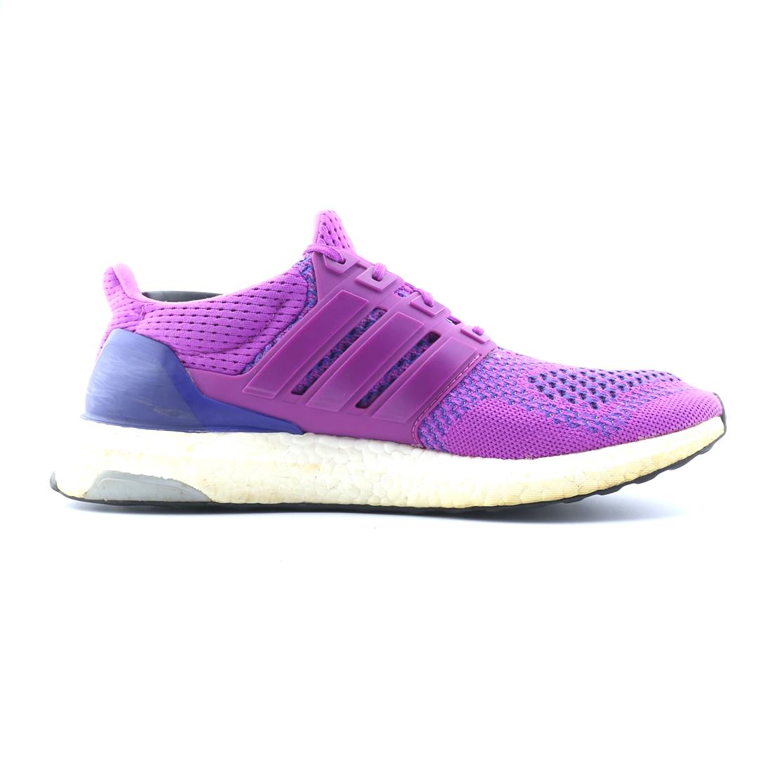 ADIDAS  ULTRA BOOST