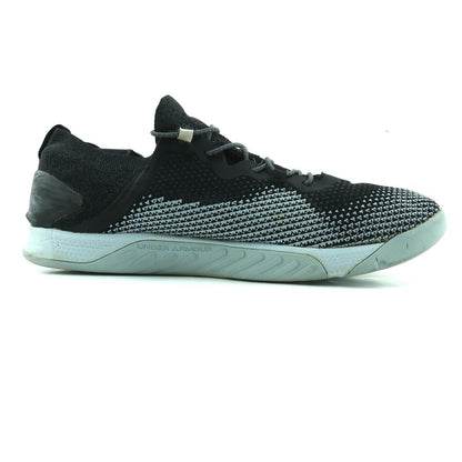 UNDER ARMOUR  TRIBASE REIGN 3