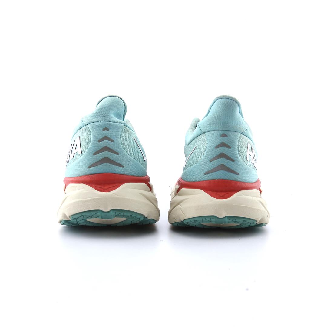 HOKA ONE ONE CLIFTON 8