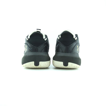 UNDER ARMOUR LOCKDOWN 6