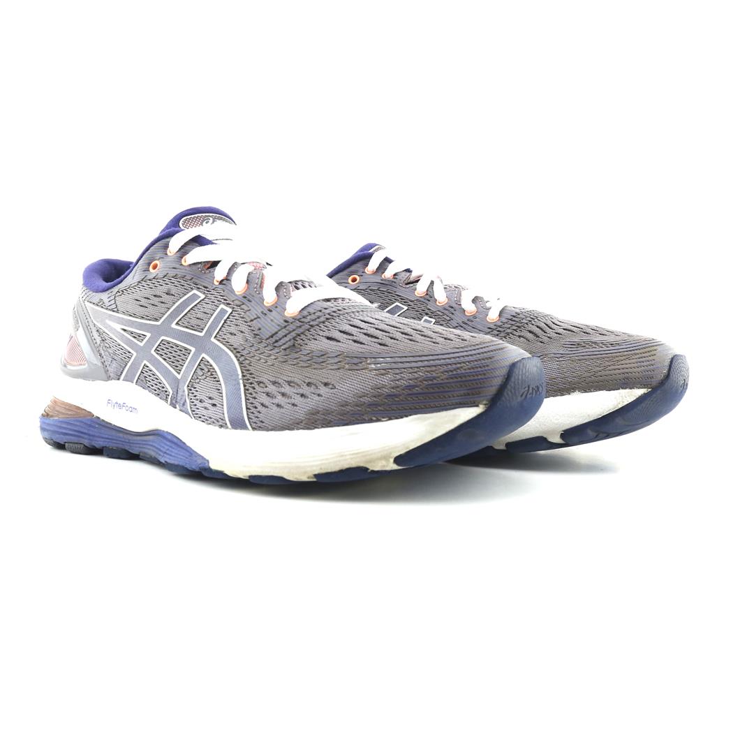ASICS GEL NIMBUS 21