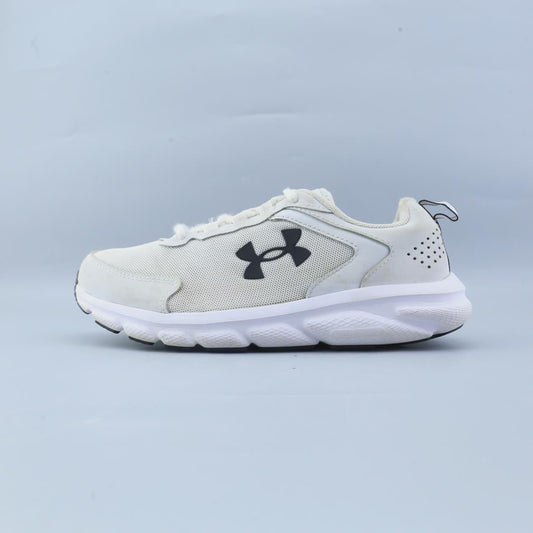 UNDER ARMOUR CHARGED ASSERT 9