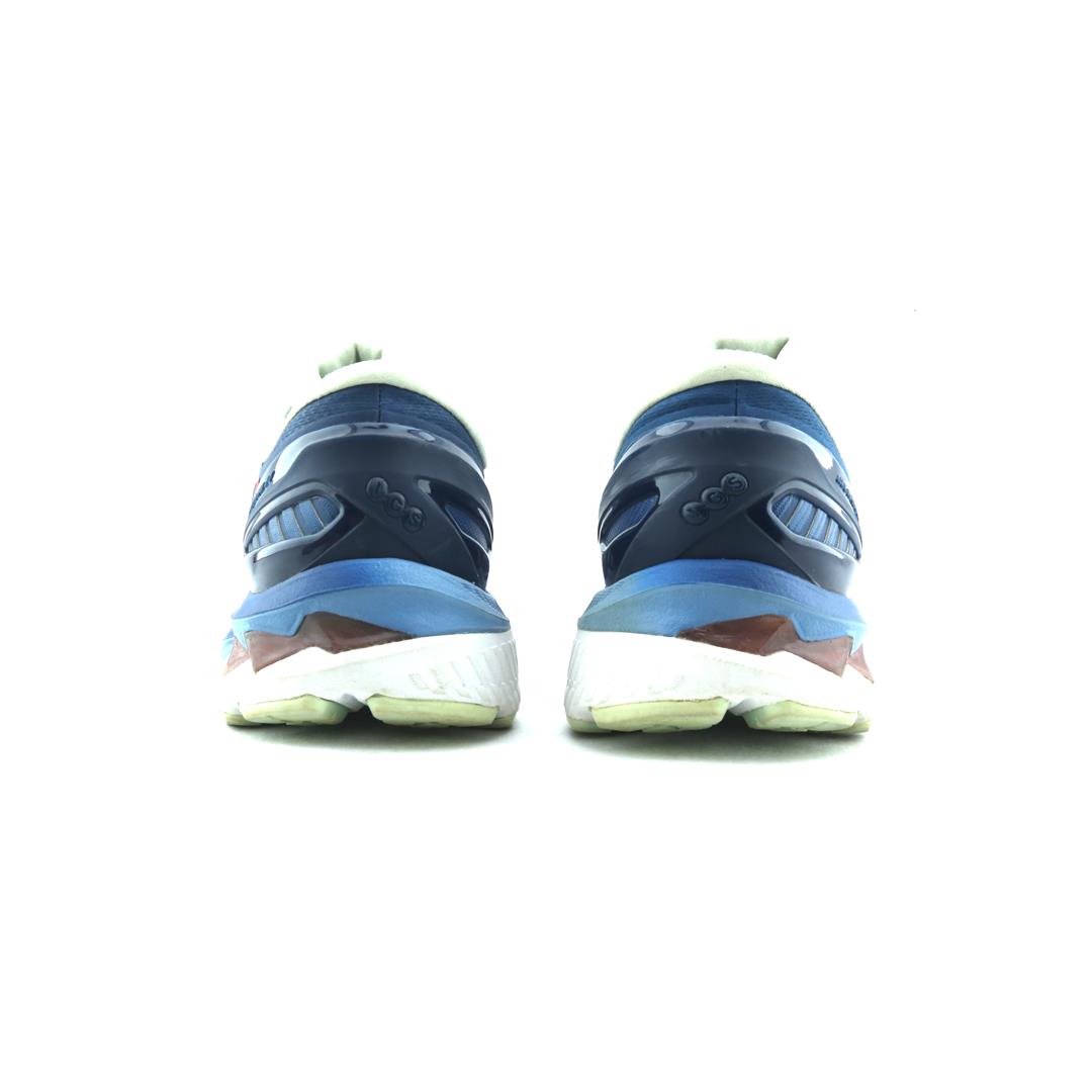 ASICS GEL KAYANO 27
