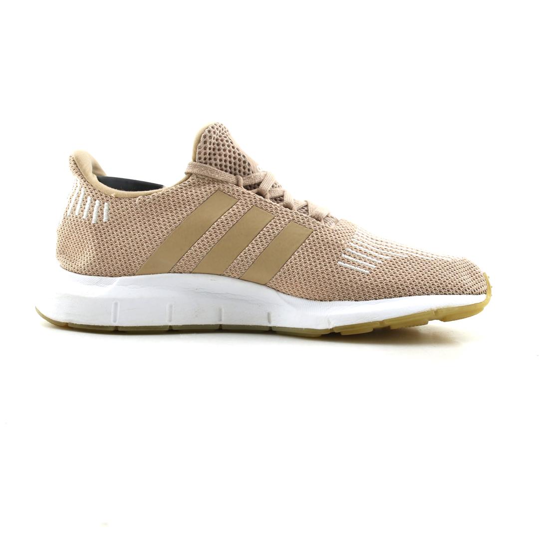 ADIDAS  SWIFT RUN