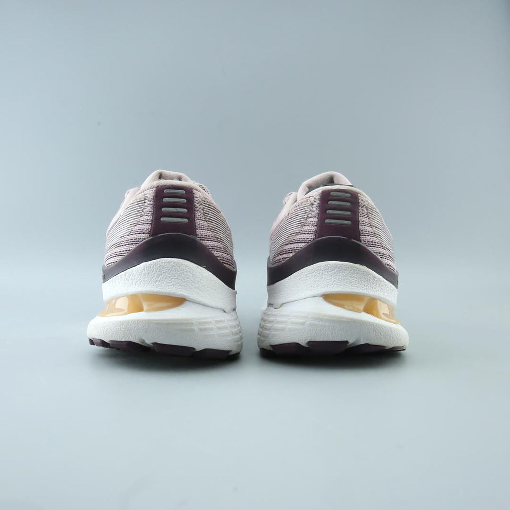 ASICS GEL KAYANO 28