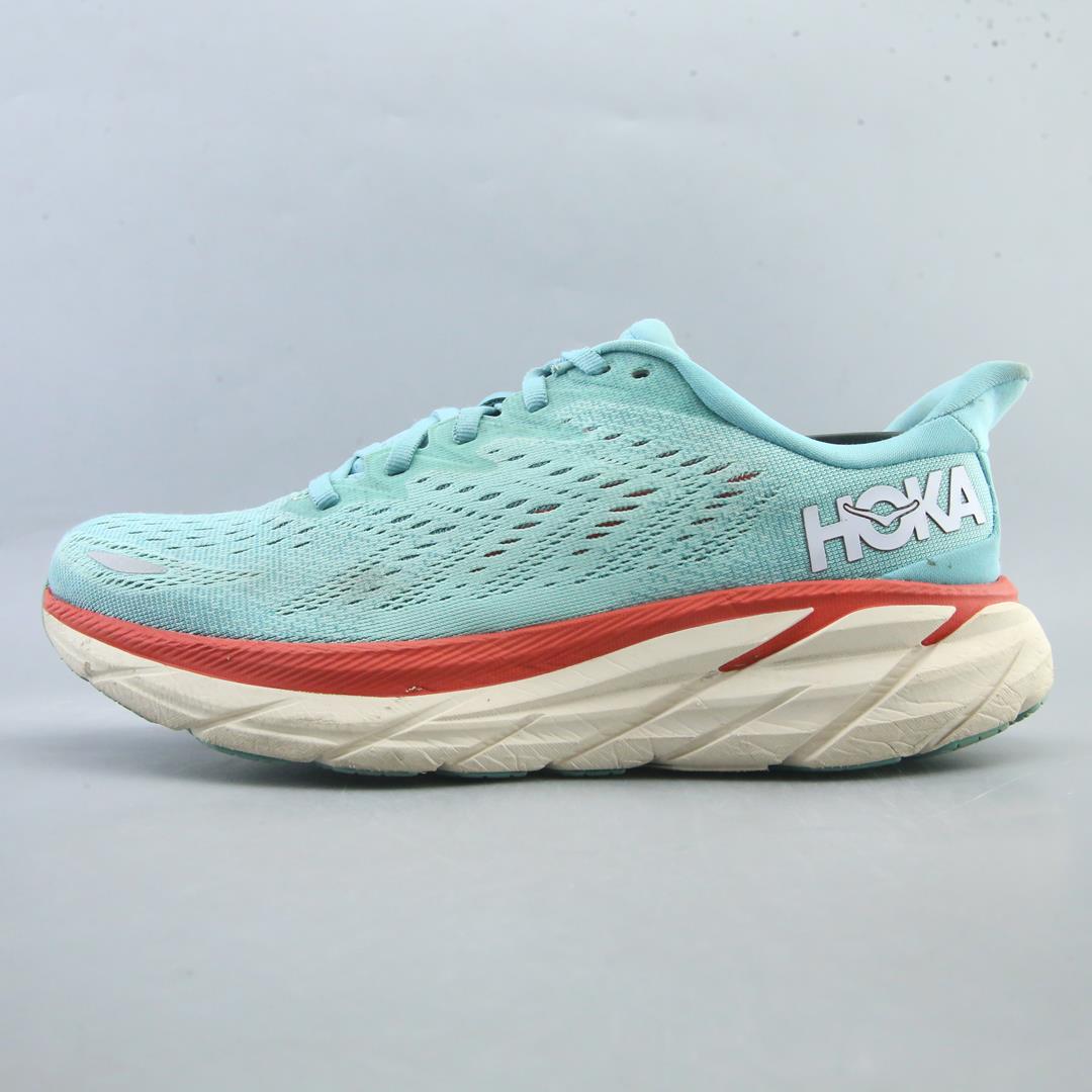 HOKA ONE ONE CLIFTON 8