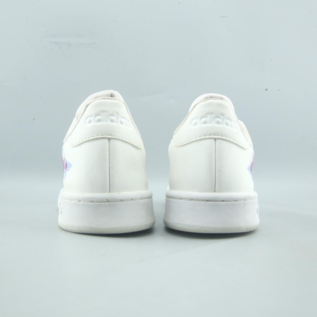 ADIDAS ADVANTAGE