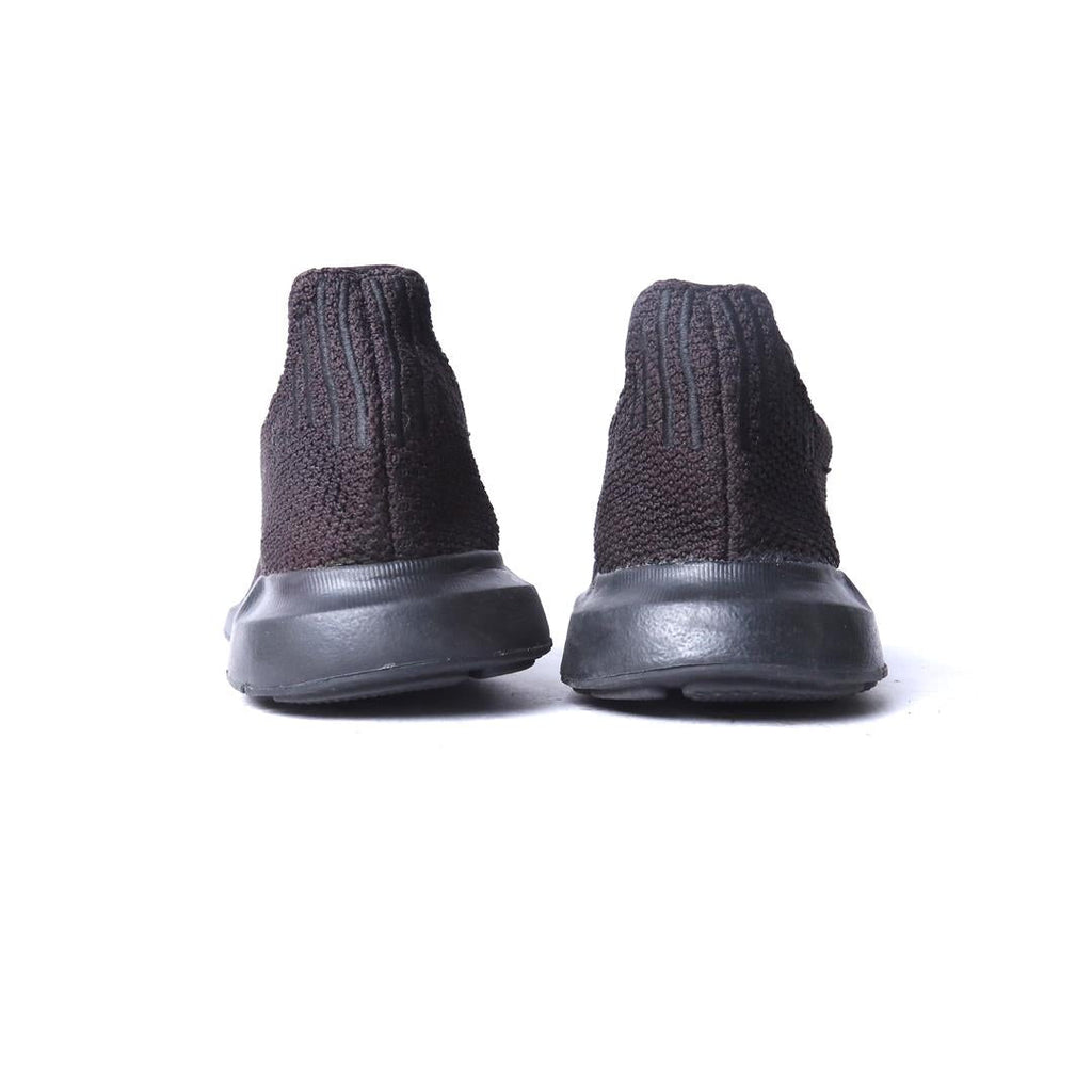 ADIDAS  SWIFT RUN