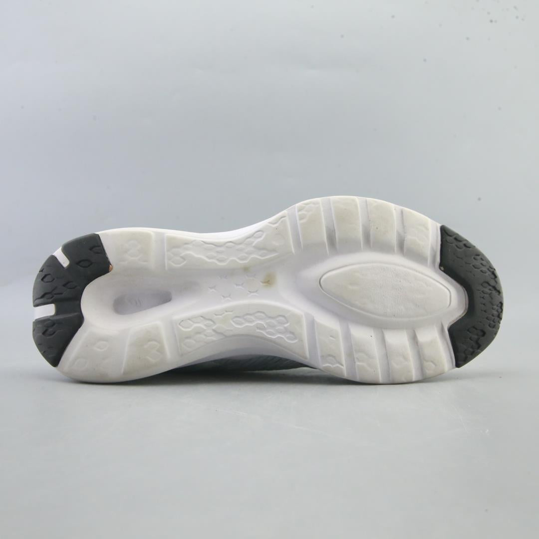 ASICS VERSABLAST
