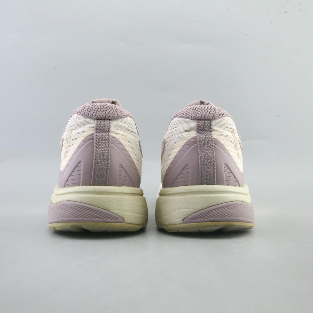 ASICS GT 2000 8