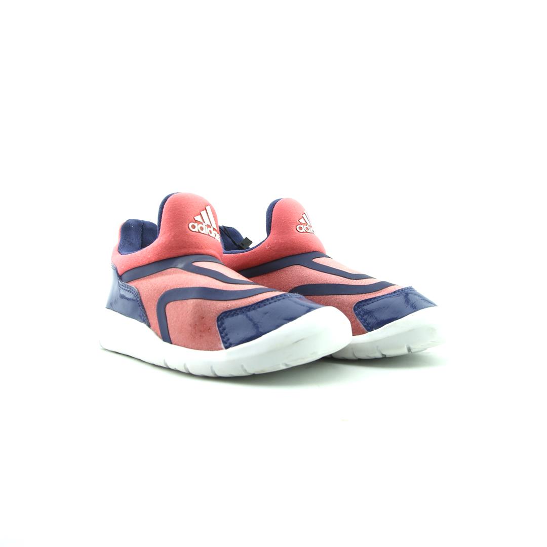 ADIDAS .