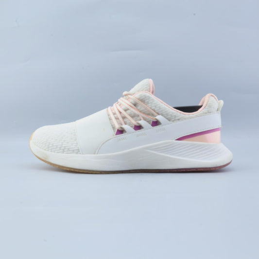 UNDER ARMOUR CHARGED BREATHE