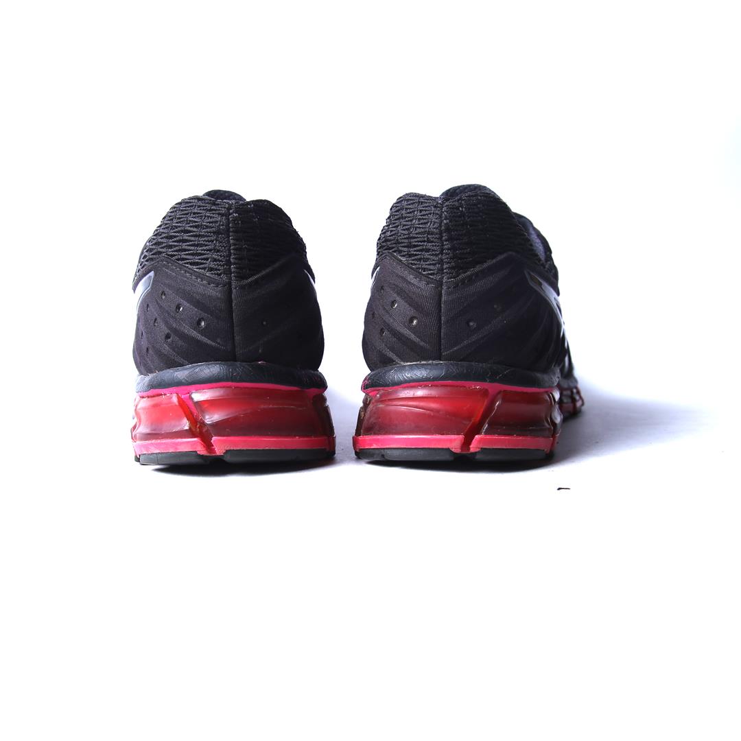 ASICS GEL QUANTUM 180