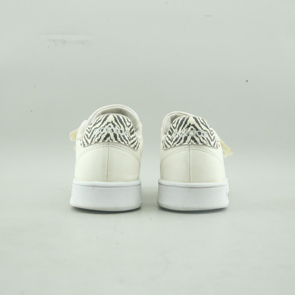 ADIDAS ADVANTAGE