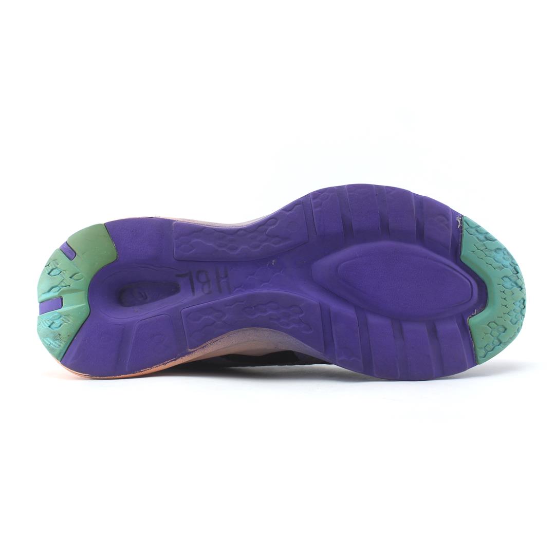 ASICS VERSABLAST