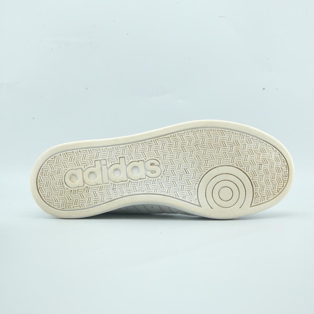 ADIDAS ADVANTAGE