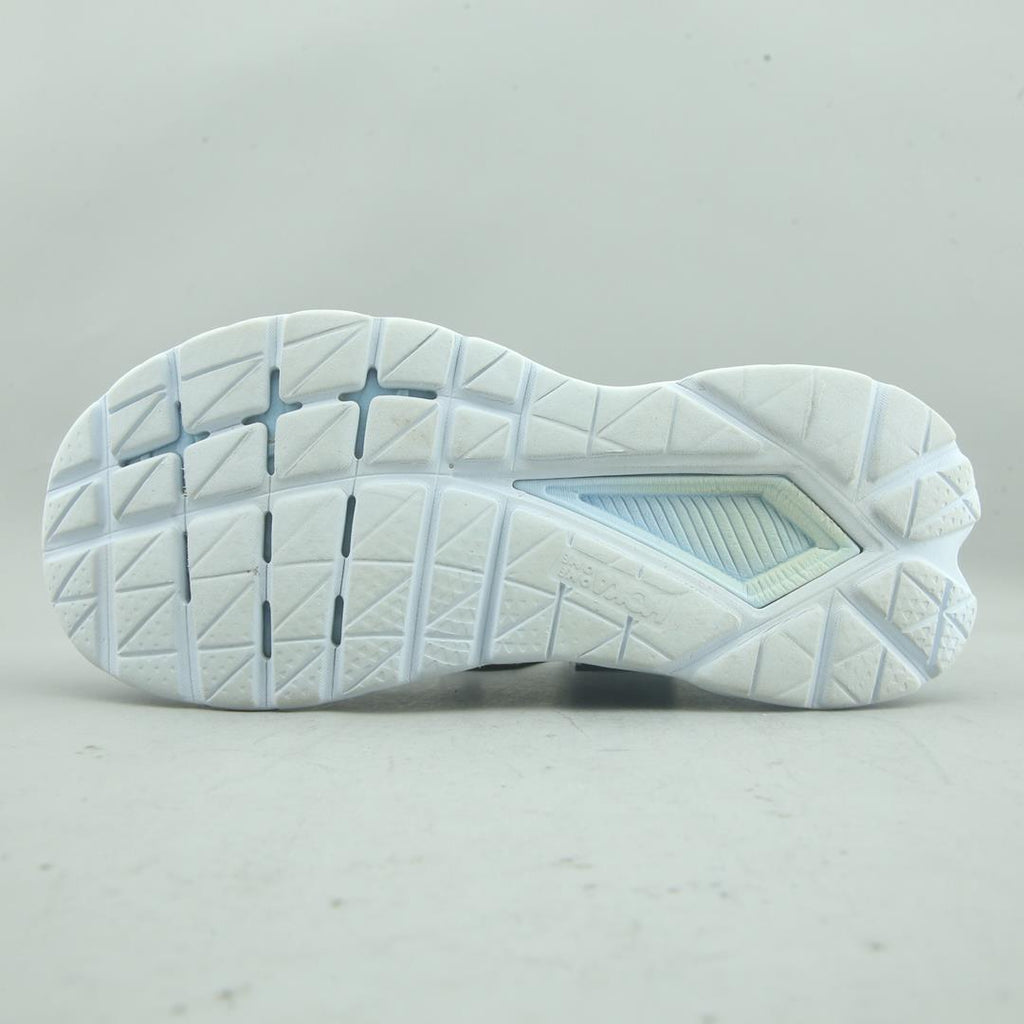 HOKA ONE ONE MACH 5