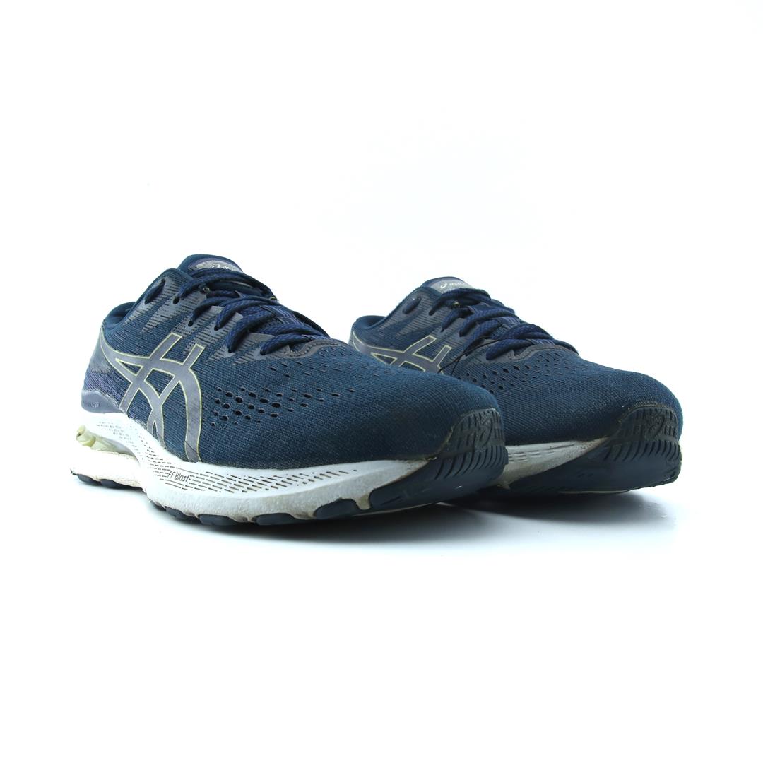 ASICS GEL KAYANO 28