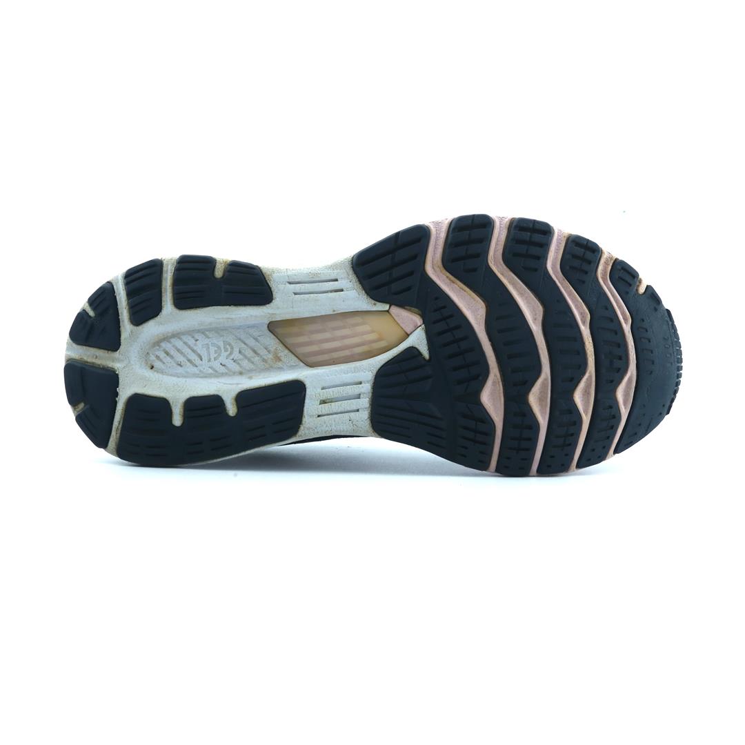 ASICS GEL-KAYANO 28