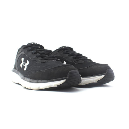 UNDER ARMOUR ASSERT 9