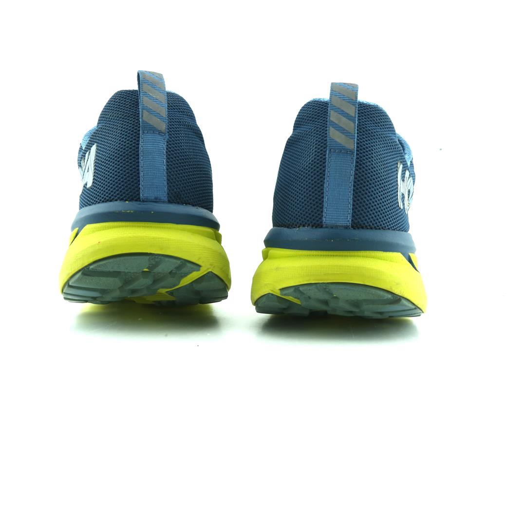 HOKA ONE ONE CHALLENGER ART 4