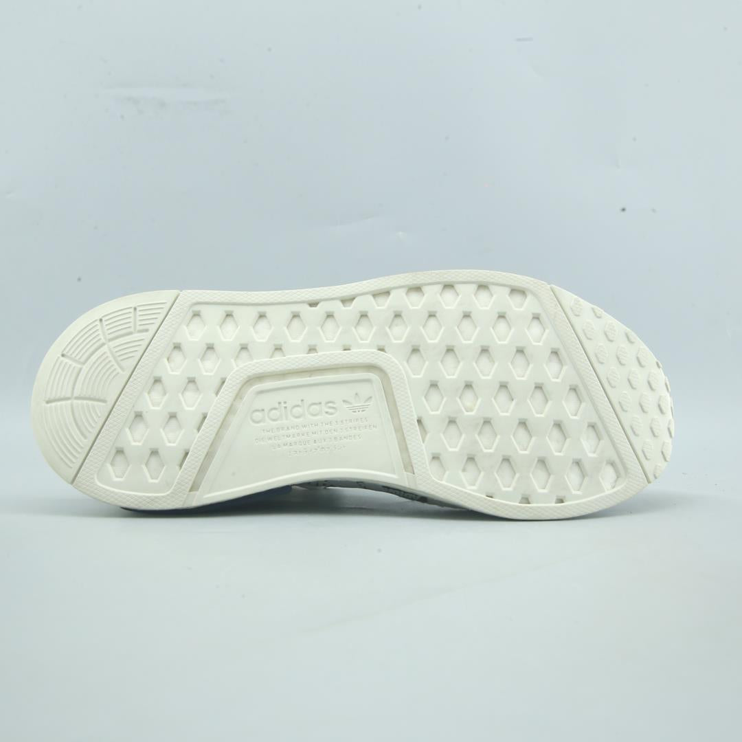 ADIDAS  YOUTH 5.5 NMD R1