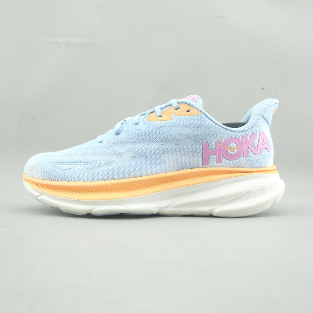 HOKA ONE ONE CLIFTON 9
