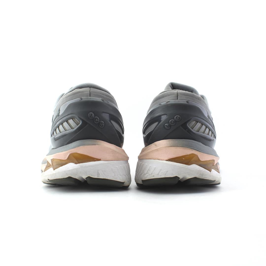 ASICS GEL-KAYANO 27