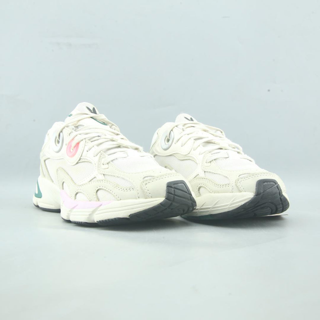 ADIDAS ASTIR