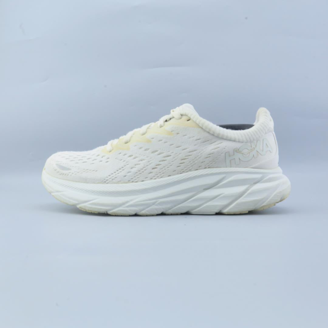 HOKA ONE ONE CLIFTON 8
