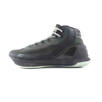 UNDER ARMOUR CURRY 3
