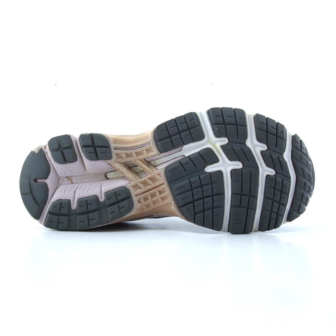 ASICS GEL-KAYANO 26