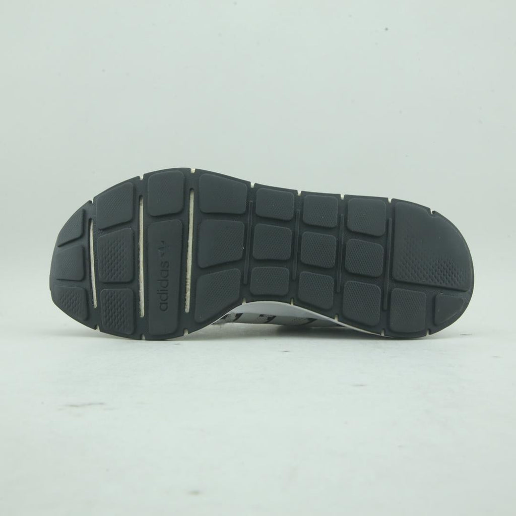 ADIDAS  SWIFT RUN X