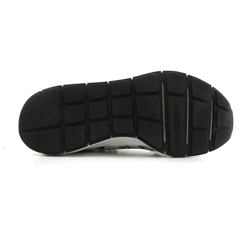 ADIDAS  SWIFT RUN X