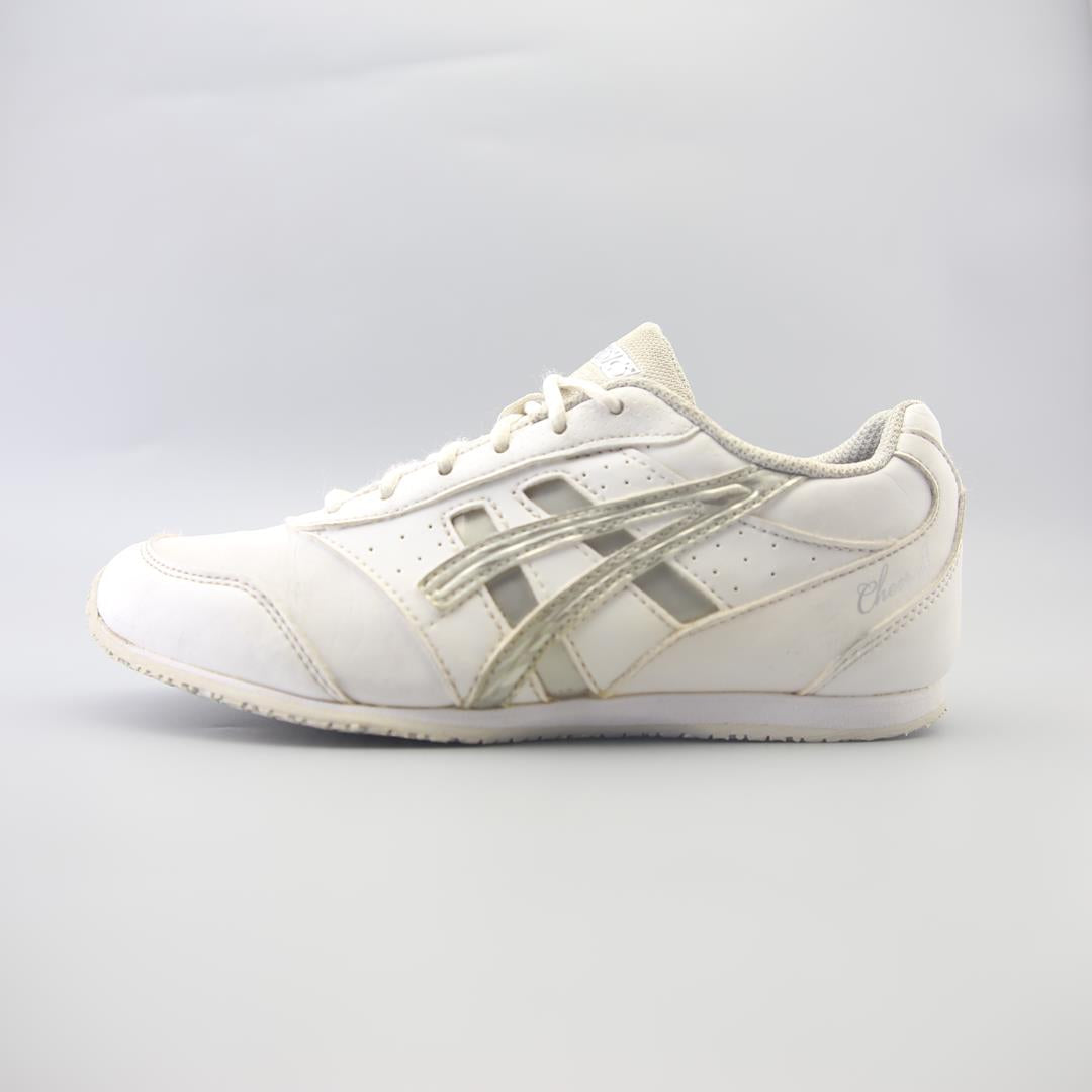 ASICS CHEER 8