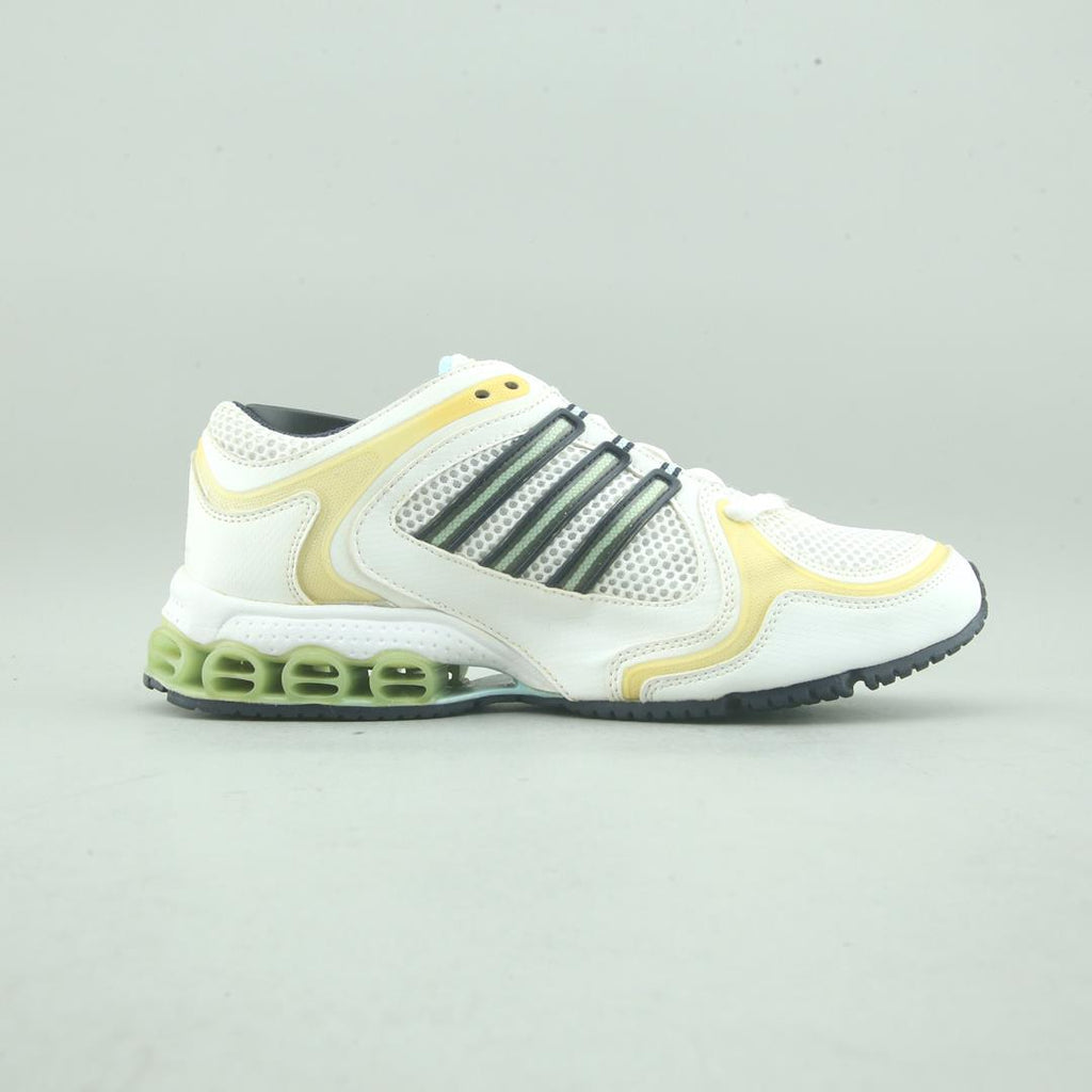 ADIDAS ADIWEAR