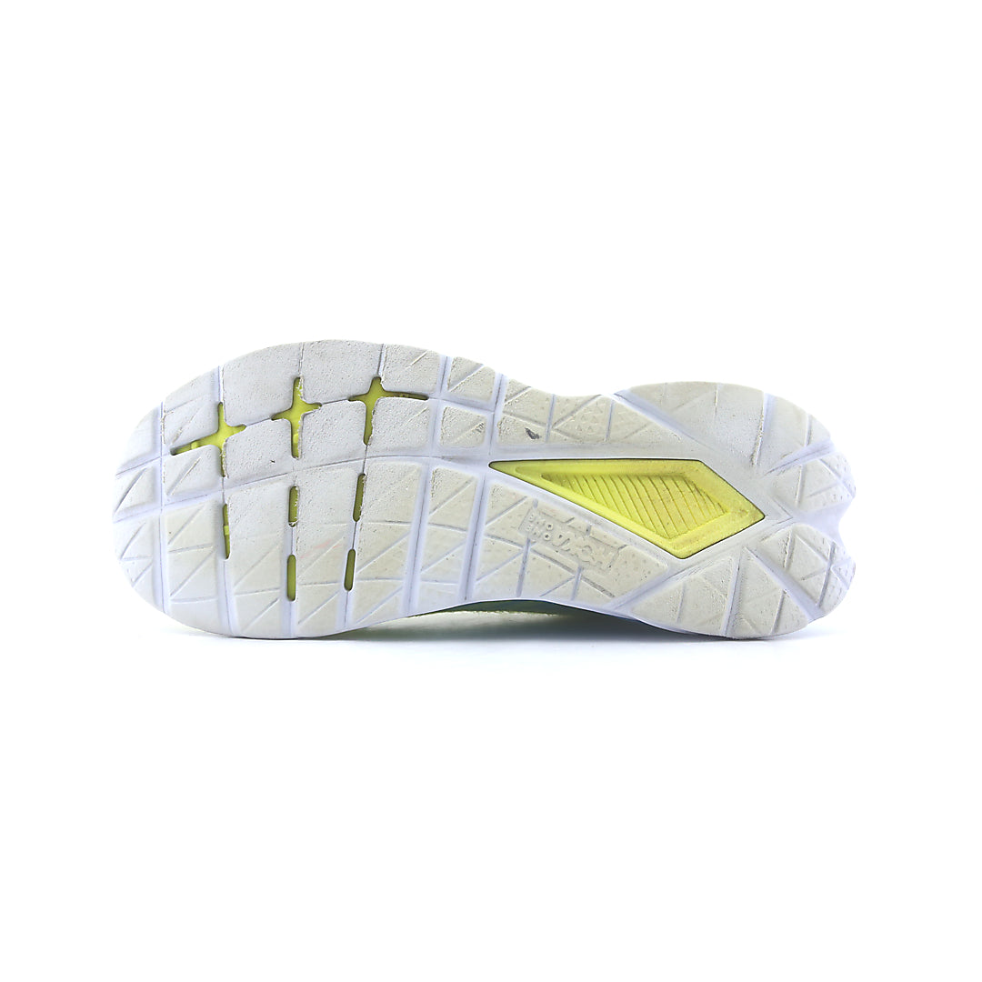 HOKA ONE ONE MACH 5