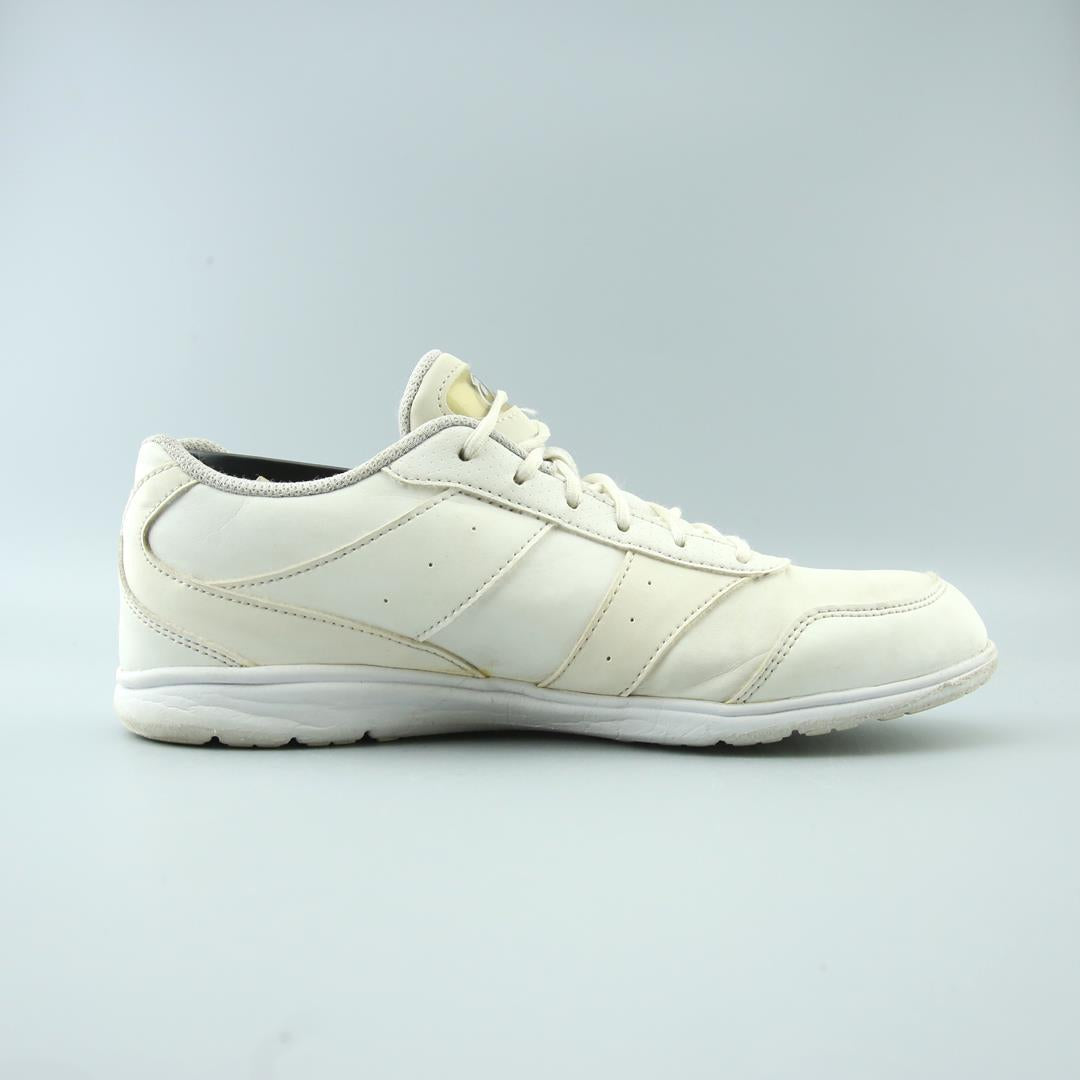 ASICS CHEER 8