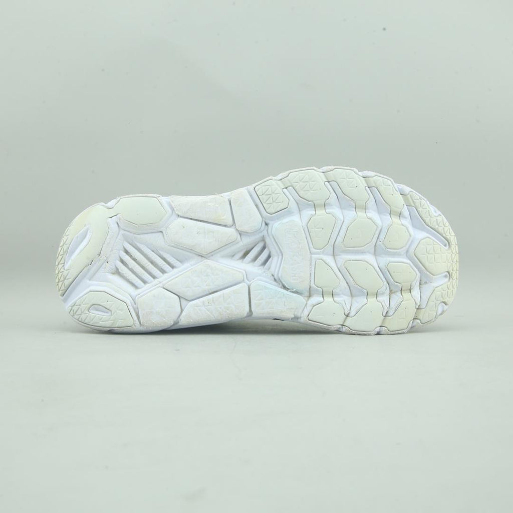 HOKA ONE ONE CLIFTON 7