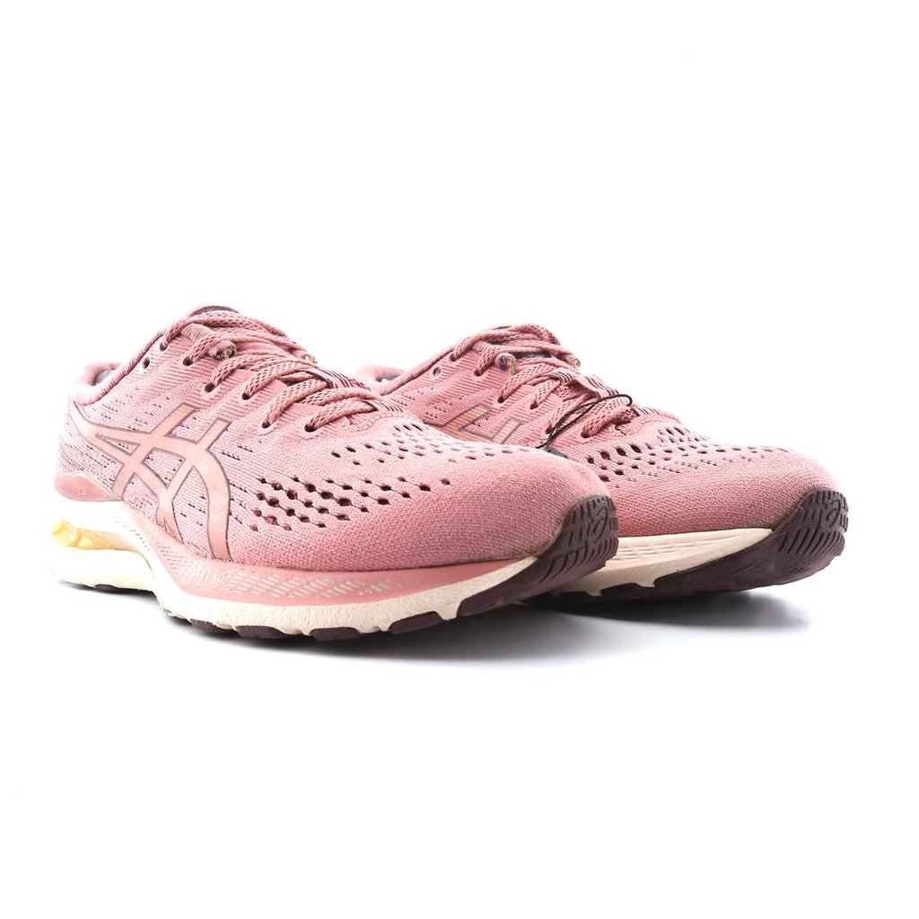ASICS GEL KAYANO 28